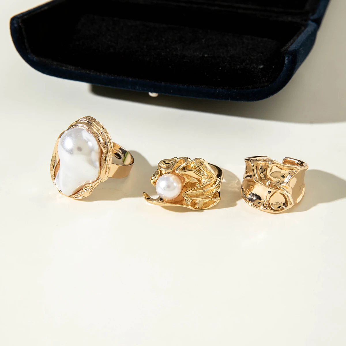 Tocona 2024 New Fashion Luxury Imitation Pearl Open Ring Sets for Women Elegant Gold Color Ring Party Jewelry Accessories - الصورة 36