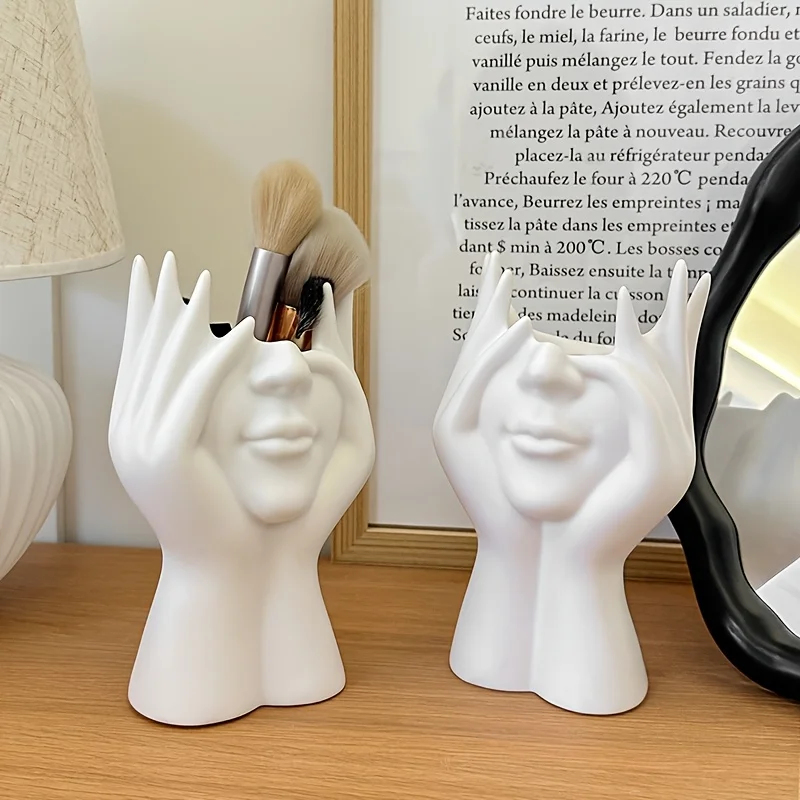 Makeup Organizer Is Lightweight, Portable, and Perfect for Desktop and Bathroom Use, Storing Brushes and Cosmetics - الصورة 8