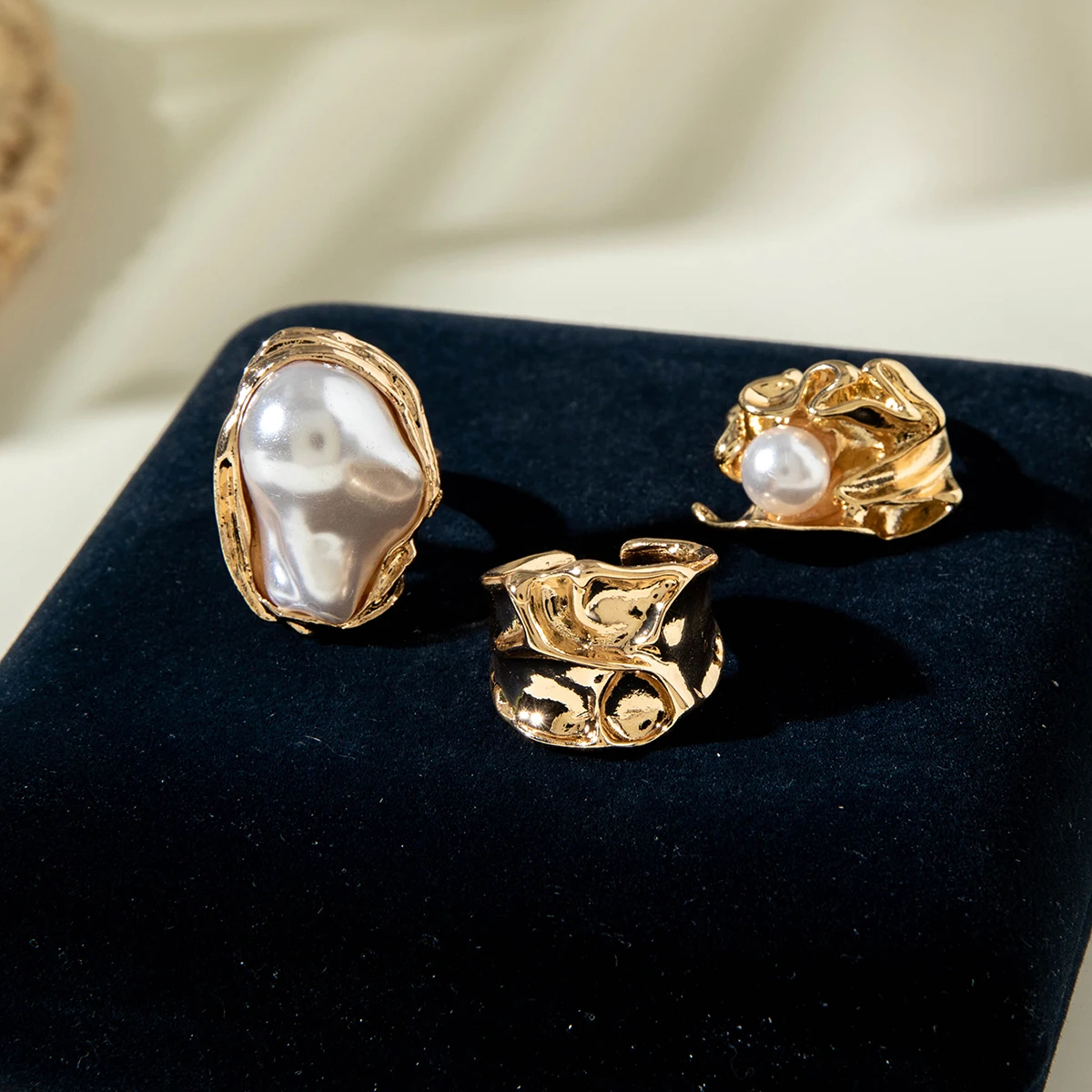 Tocona 2024 New Fashion Luxury Imitation Pearl Open Ring Sets for Women Elegant Gold Color Ring Party Jewelry Accessories - الصورة 34