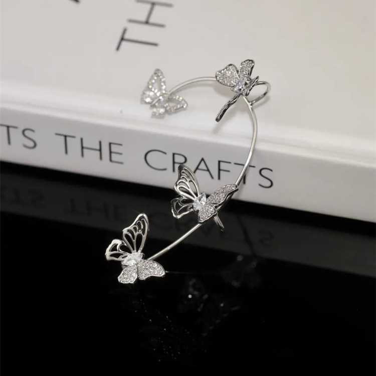 Women'S Elegant Butterfly Ear Cuffs - No-Piercing Ear Hooks, Synthetic Gemstone Accents, Everyday & Formal Jewelry for Parties, Weddings, Everyday Outfits - Non-Piercing Ear Clips for Sensitive Light Beige, Party Accessories, Whimsical Design, Delicate Cr - الصورة 26